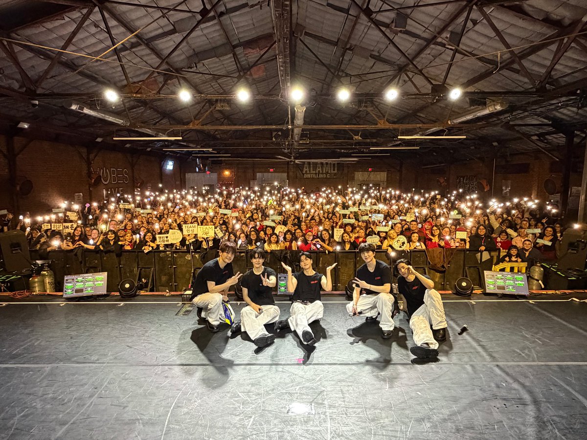 SF9_FANCLUB's tweet photo. [📸] 2025 SF9 LIVE FANTASY #5 LOVE DAWN IN #SanAntonio

#SF9 #에스에프나인 #SF9_TOUR 
#SF9_LOVE_DAWN #SF9inUSA https://t.co/nNYBUb4Kdy