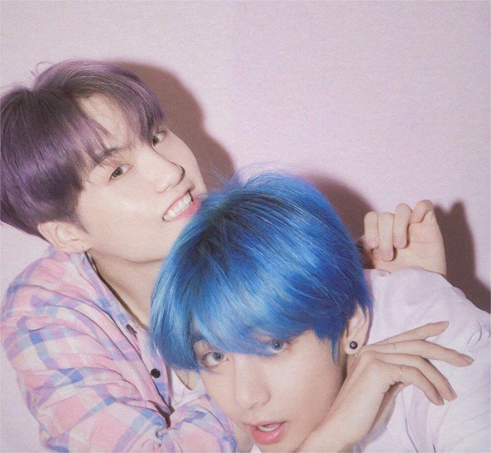 btsfancafe__twt's tweet image. [SCAN] MAP OF THE SOUL PERSONA Version 01 (1/3)

#SUGA #V #BTS