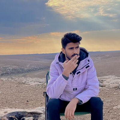 HsynB1166's tweet photo. #YeniProfilResmi https://t.co/ezrmeV4Gj0
