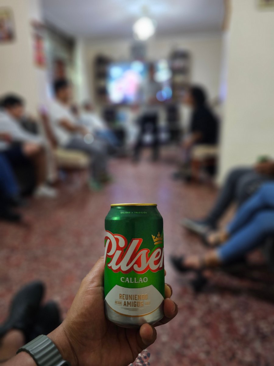 NeroMartinAL's tweet photo. A tu salud viejito por tu cumpleaños! 🕊 https://t.co/YW2F7hJhce