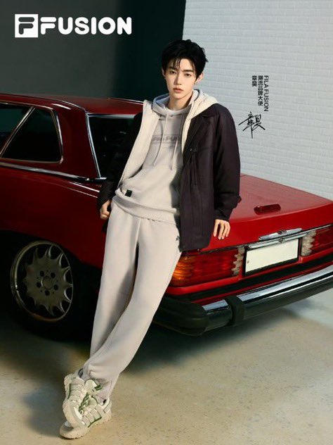 jjanghao0725's tweet photo. 251201 FILAFUSION 웨이보 업데이트 #장하오 https://t.co/ckNpXWcOpZ