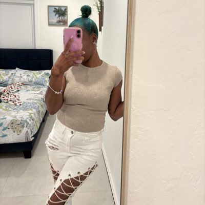 ____sincerelyT's tweet photo. #NewProfilePic https://t.co/lbaQEoLd0Q