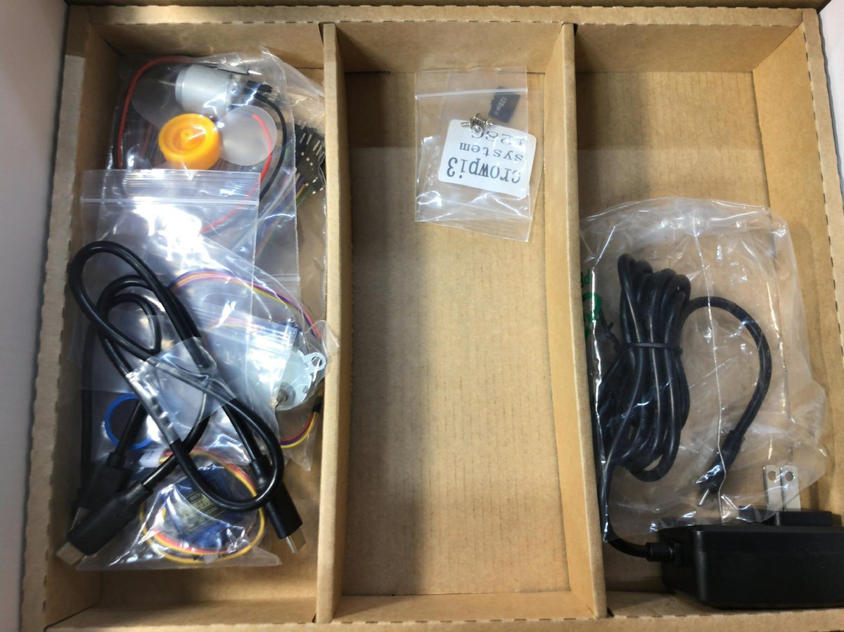 ymmtyshk_'s tweet image. my new gadget
Kickstarterで支援していた「CrowPi 3」が着弾。

開封 その1

#gadget
#Kickstarter
#CrowPi3
#CrowPi