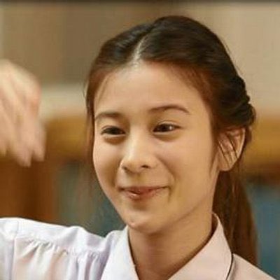 joynarakmak's tweet image. ไม่แมสได้ไงคะ 10 ปีที่แล้วนักเรียนไทยทุกคนทำผมทรงนี้ไปเรียนด้วยซ้ำ