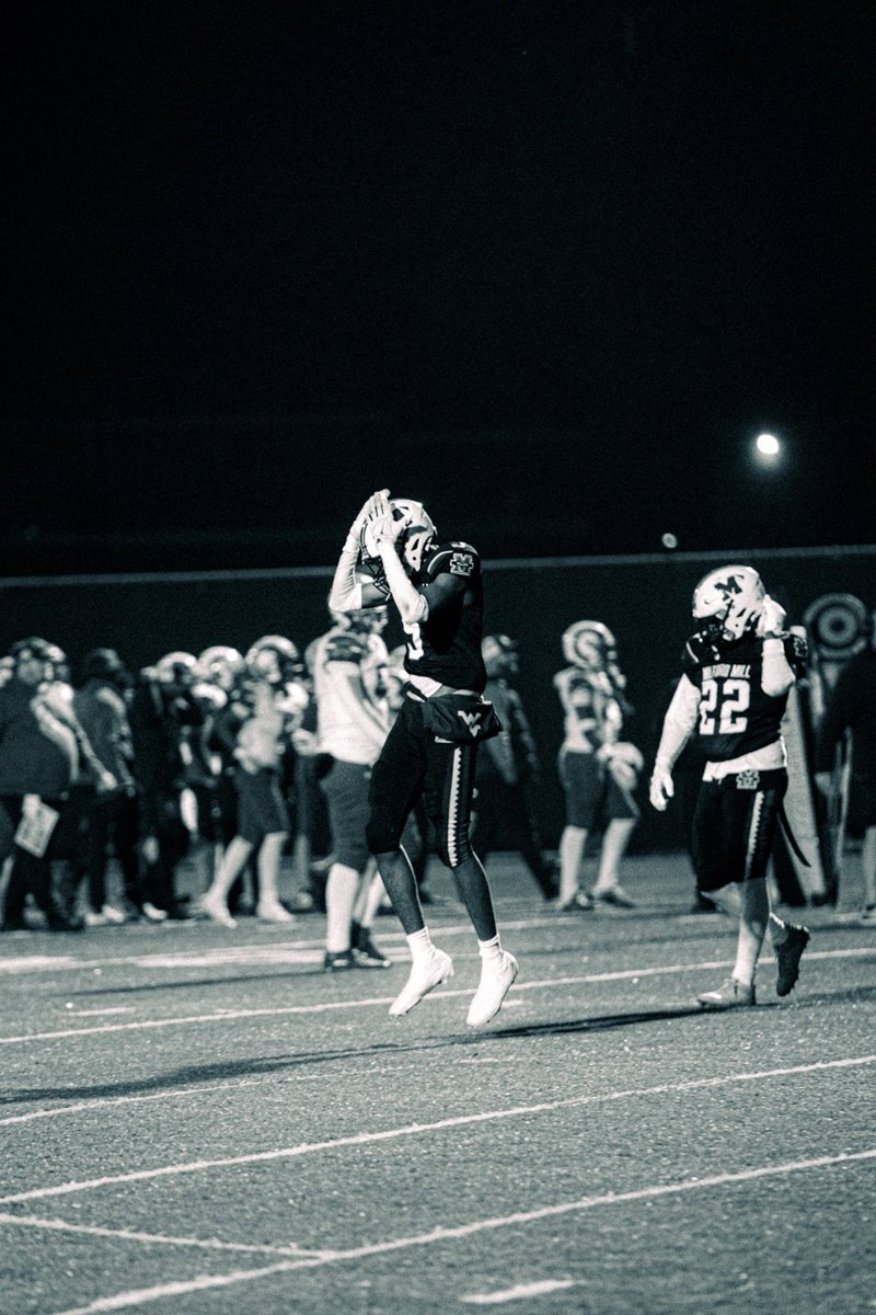 With that being said sophomore season has came to an end here’s my end of season film right here check me out 
hudl.com/v/2THkxK
6’6
Db specialist 
C/o28
24 tackles(17 solo)
2 sacks 
1 pick 
<a href="/Coach_bjones44/">State Champ Jones</a> <a href="/Coach_Coates32/">JC</a> <a href="/Peeps_a_fool/">Coach Peeps🍀✨💍</a> <a href="/ReggieWhite90/">Reggie White ΦΒΣ ETA🤘🏾🤘🏾🤘🏾 9-0</a>