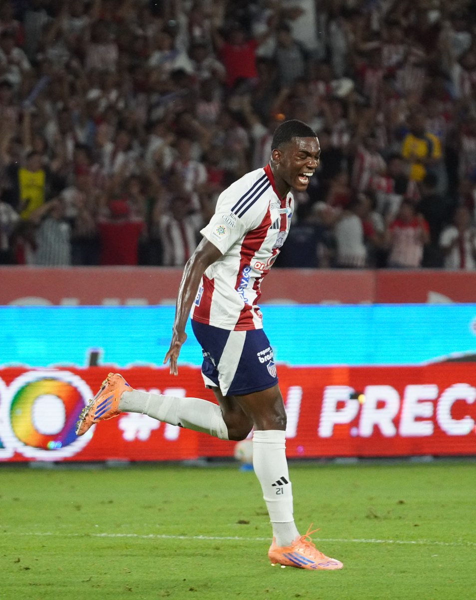 ¡El verdadero MVP! 🏆  
#VamosJunior