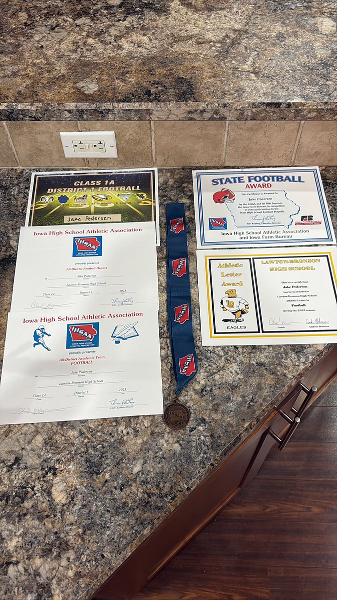 Great night to wrap up the season with many honors!