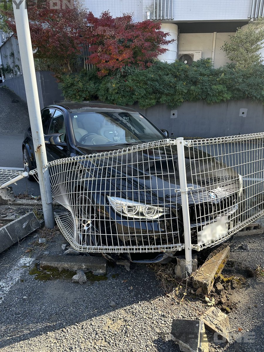 Kaito_F80M3's tweet image. 朝から最悪
車動かすホテルの人に事故られた＾＾