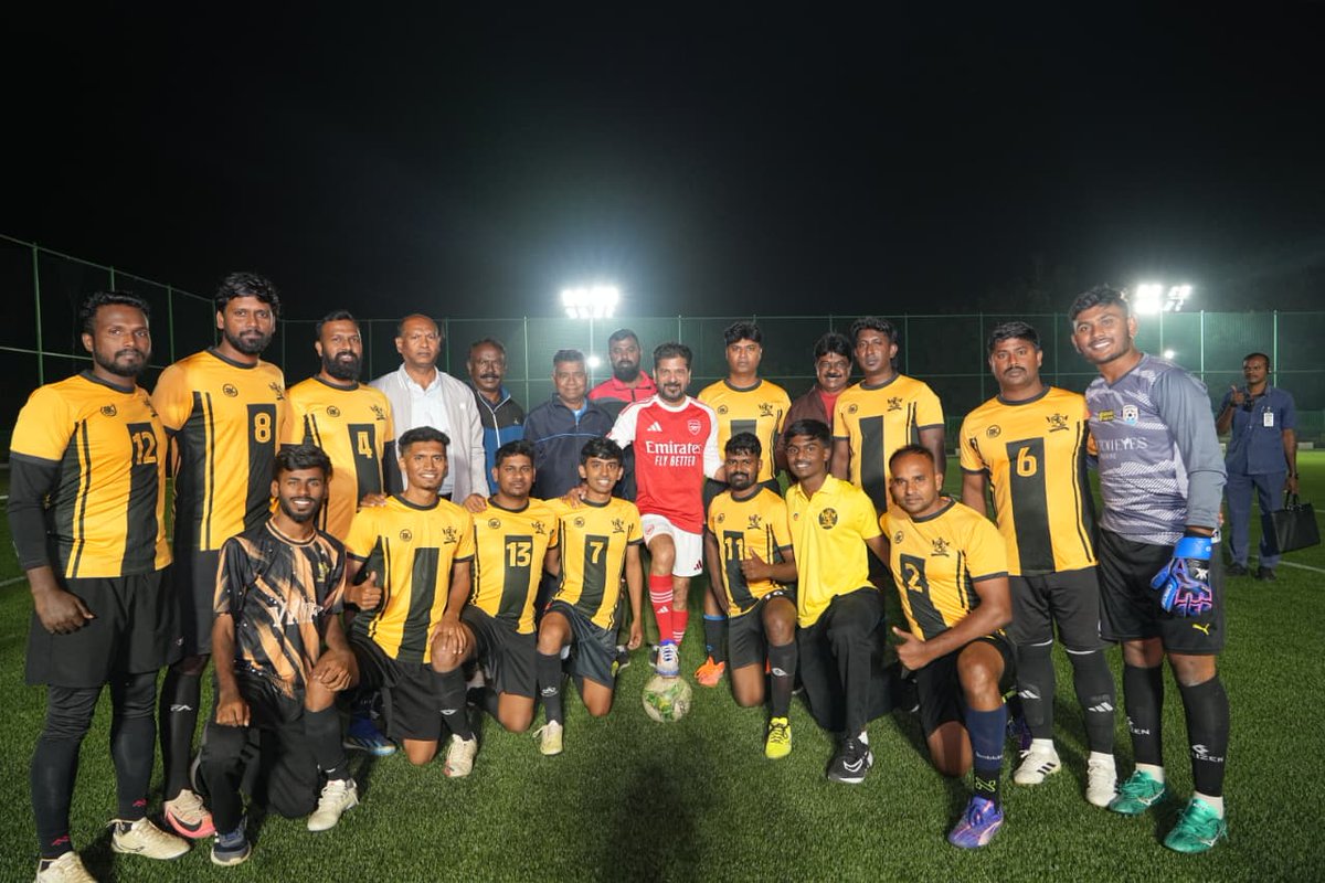 The Chief Minister of Telangana <a href="/revanth_anumula/">Revanth Reddy</a> is getting ready for a tiki-taka duel with #LeoMessi <a href="/TOIHyderabad/">TOI Hyderabad</a> <a href="/Arsenal/">Arsenal</a>