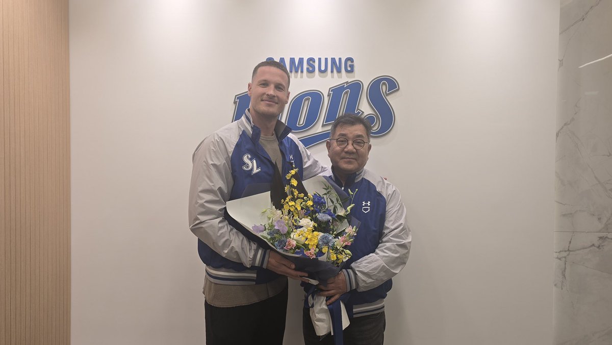 삼성 라이온즈, 외국인투수 맷 매닝 영입

계약 조건은 1년 연봉 100만달러입니다.