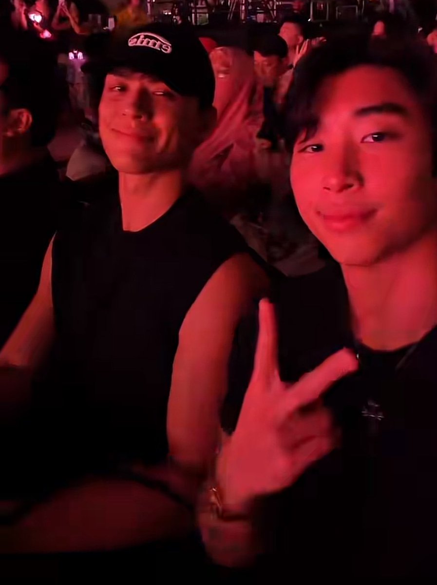 caramellatesz's tweet image. hai handsome!!!😍😍😍

#JossWayar