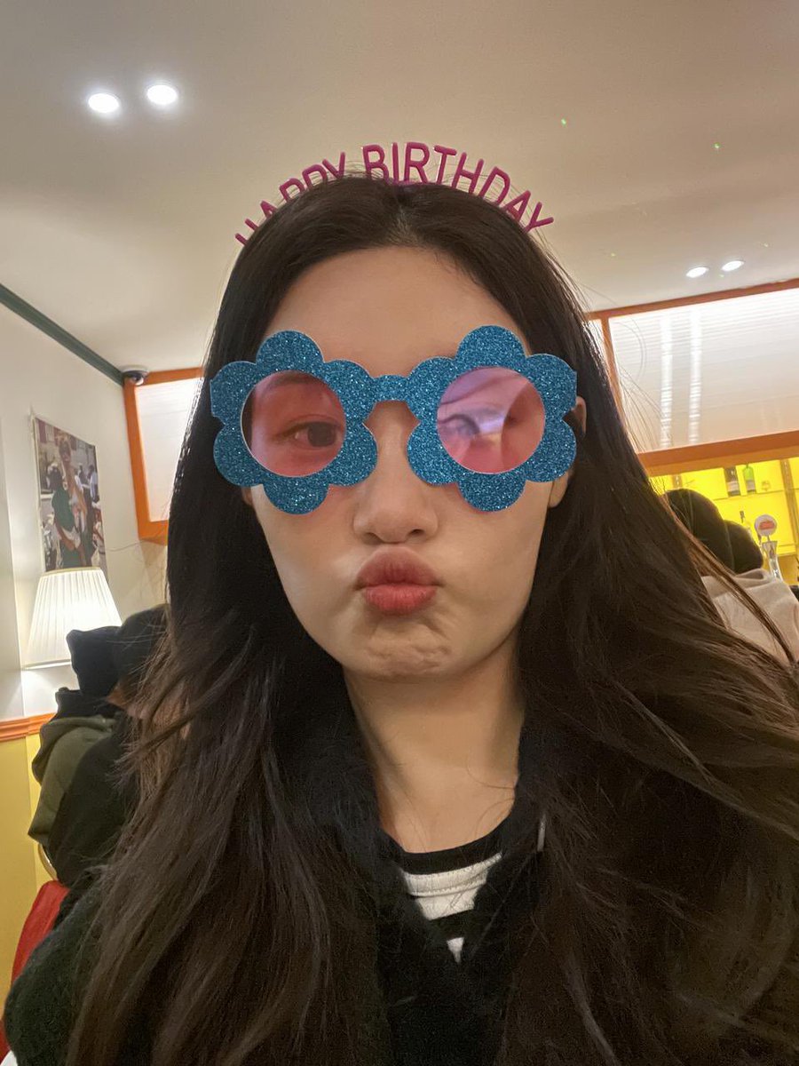 jung chaeyeon files tweet media