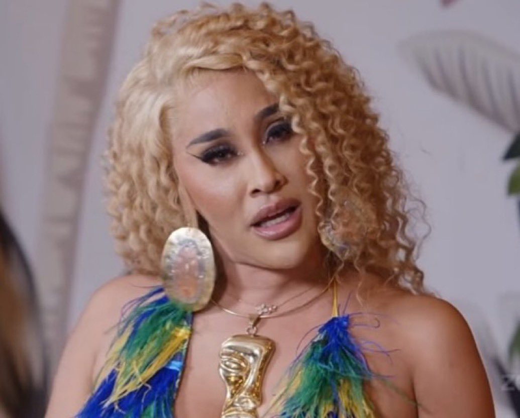 livingthroughJ's tweet image. natalie not being on this whole episode gaged me a bit. #BaddiesUSA