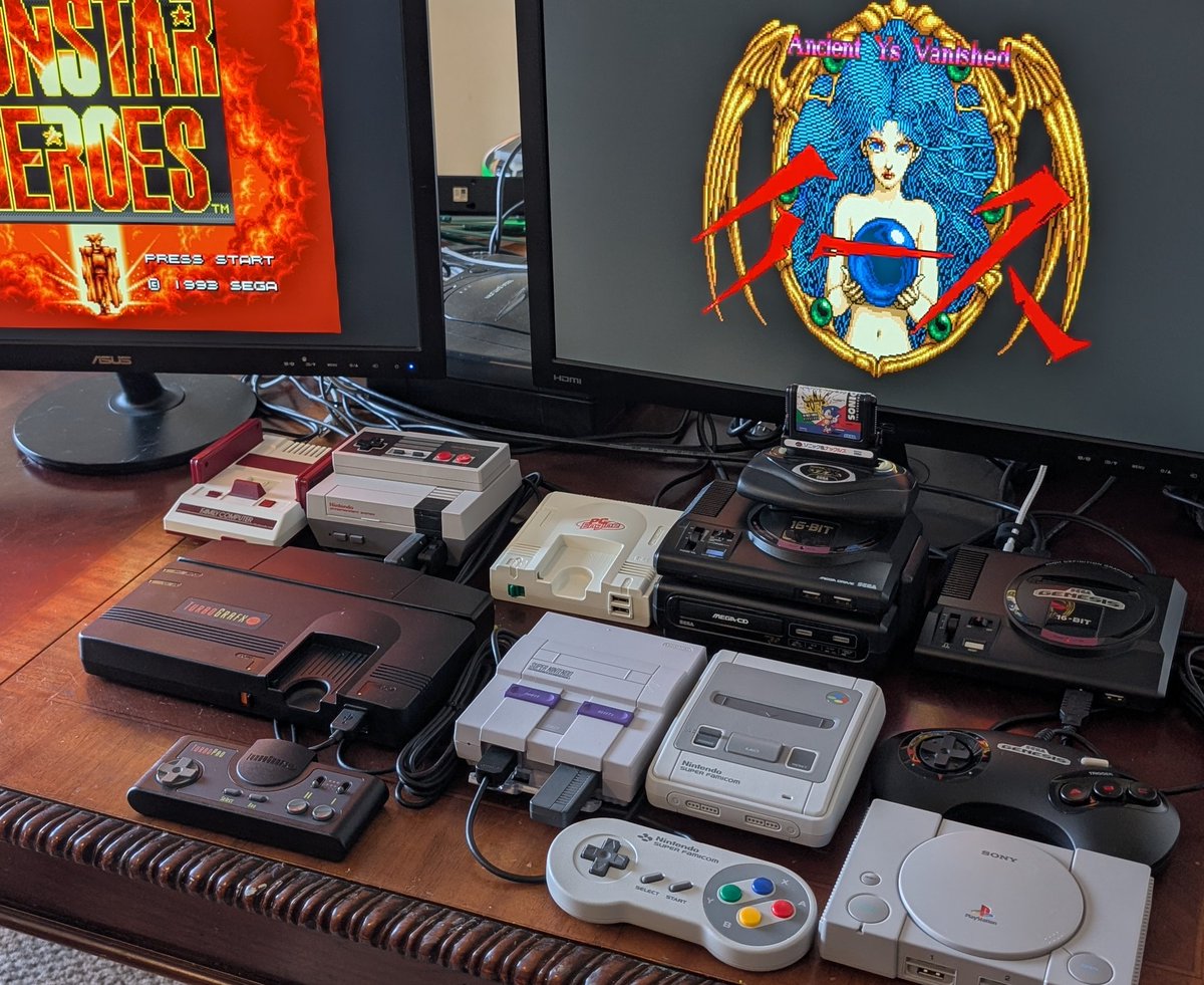 Rob64Games's tweet photo. #Retrogaming artifacts from VIDEO GAME ARMAGEDDON! 🎮🍲📺🥃🕹️ https://t.co/y6utecErzf