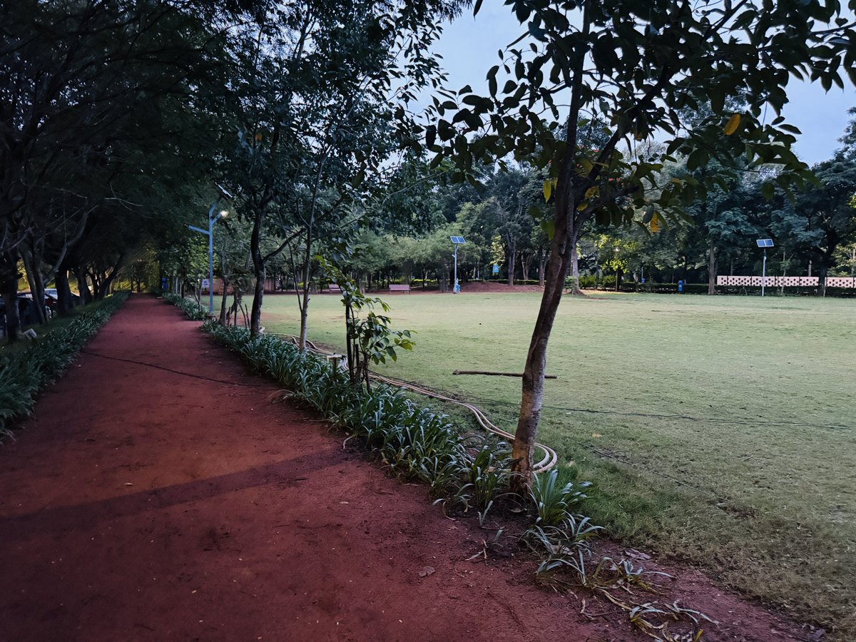 This year flew with wings—demanding action, courage and growth 🙌. 

Now the last month has arrived, and I meet it with gratitude… for every setback that redirected me and every small win that kept me going. 

Hello #December 😍