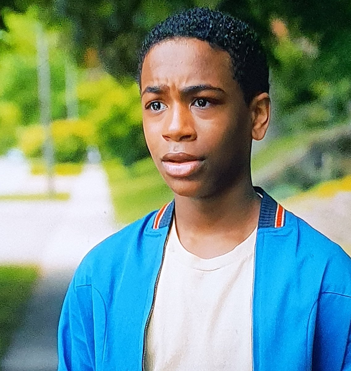 Tiagupereira's tweet image. Eu olho pra esse garoto e vejo o Wes Gibbins de &quot;How to Get Away with Murder&quot; pequeno!

It: Bem-Vindos a Derry 
#WelcomeToDerry