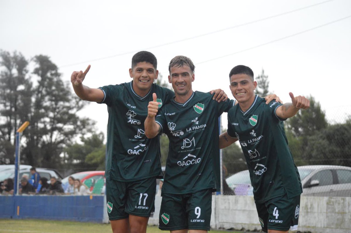 lmdeportiva.com.ar/la-juve-y-ferr…
<a href="/FerroDeLaPampa/">Ferro Carril Oeste</a> y Juventud Regional, son los dos equipos clasificados por la zona 8 del <a href="/TorneoRegional/">TorneoRegional_</a>