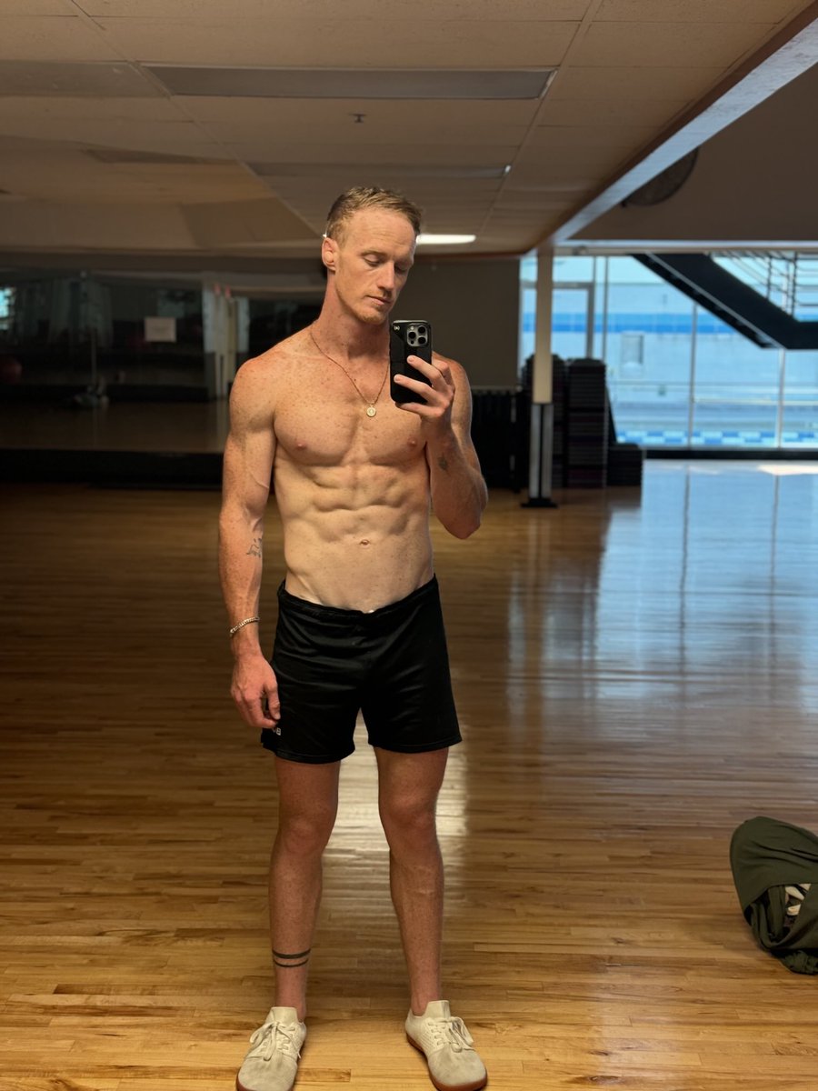 Lucas Scott tweet media