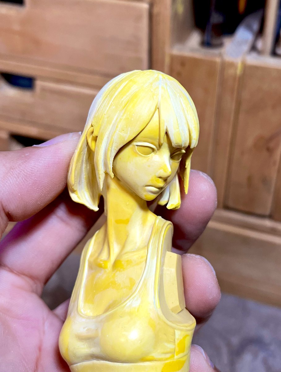 ヘアスタイルを模索中。

キャラクター性に大きく関わる部分。
過去作と似たデザインを避けていくと選択肢が減ってくるのが悩ましいところ。

アドリブで作りながら折衷案に落ち着くはず 💇‍♀️✂️💈