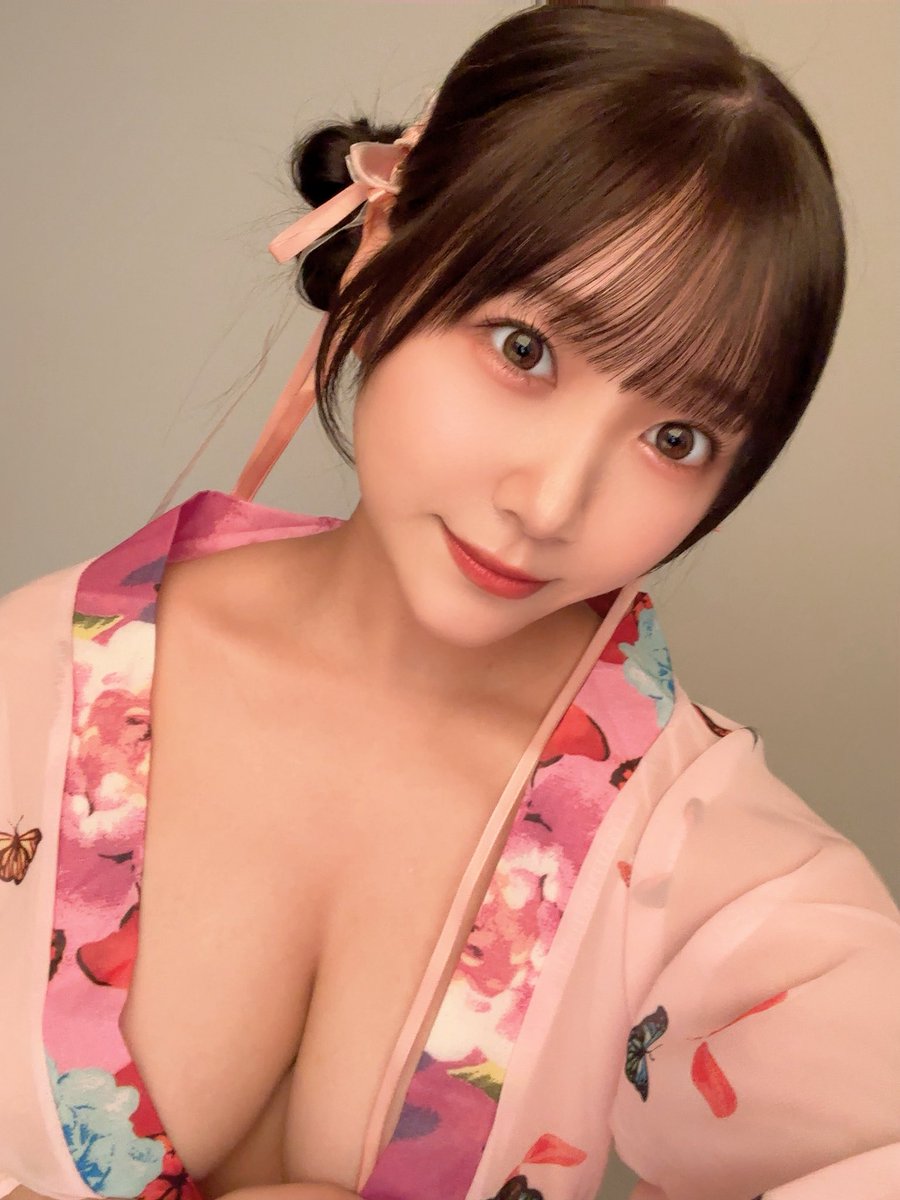 Hana Himesaki