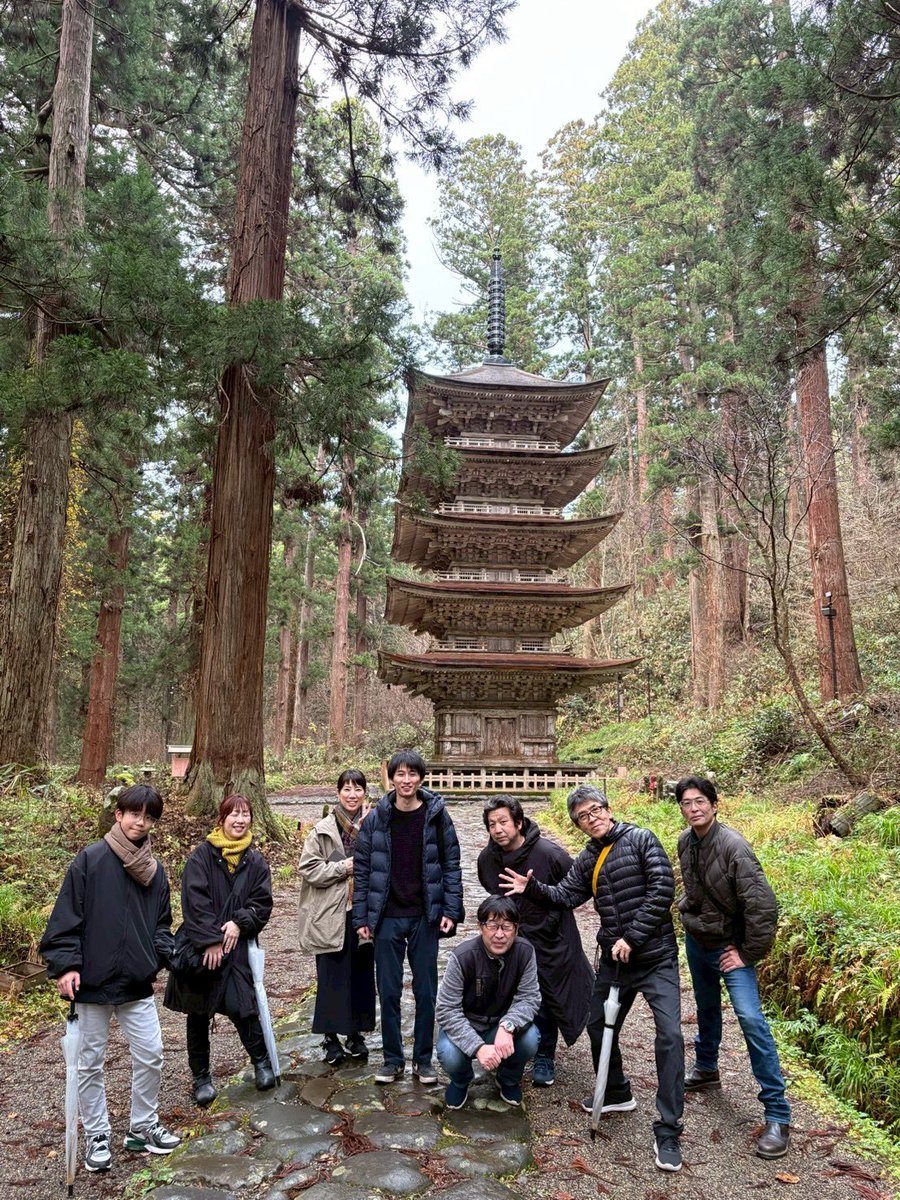 oibayashi_'s tweet image. 念願の夢が叶い、羽黒山の三神合祭殿で権現舞を奉納することができました❗️
これを契機に来年は、幕神楽を奉納できるよう稽古頑張ります！

#山根山伏神楽
#権現舞
#羽黒山
#羽黒修験
#神楽
#民俗芸能