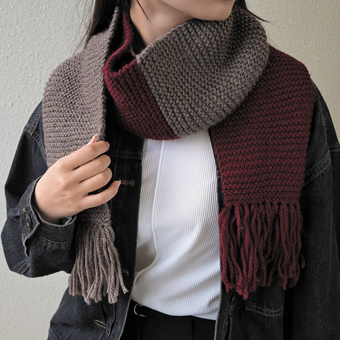 【糸と編み図をセットでお届け】ハマナカさんのメンズクラブマスターで編む「ツートンカラーのガーター編みマフラー」着分セット販売中です！
item.rakuten.co.jp/ko-da/h145-253…