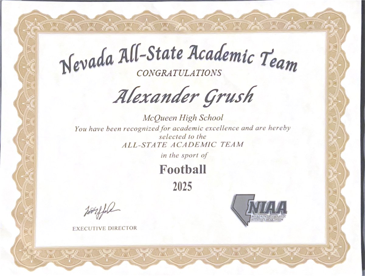 After a great season, I am grateful to have been awarded both First Team All-Region wide receiver as well as All-State Academic Team. Always striving for excellence on and off the field!

Still waiting on film from the state game.

<a href="/SOU_CoachBBrown/">Berk Brown</a> @Coach_Busey <a href="/Coach_Swank/">Braden Swank</a>