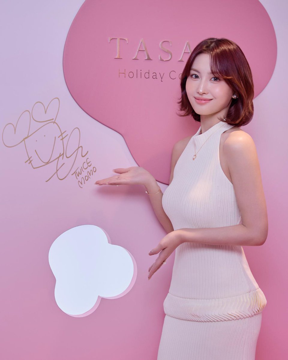 TWICEのMOMOが「タサキ 銀座本店」へ。「チャンツ」の新作を華やかに身