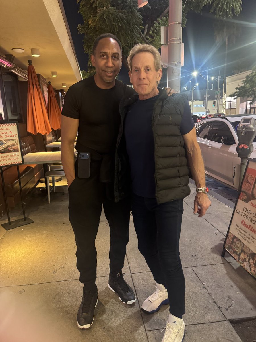 RealSkipBayless's tweet image. My brother Stephen A and I and Ernestine had dinner last night in Beverly Hills. Great to see him, catch up, talk past/present/future.