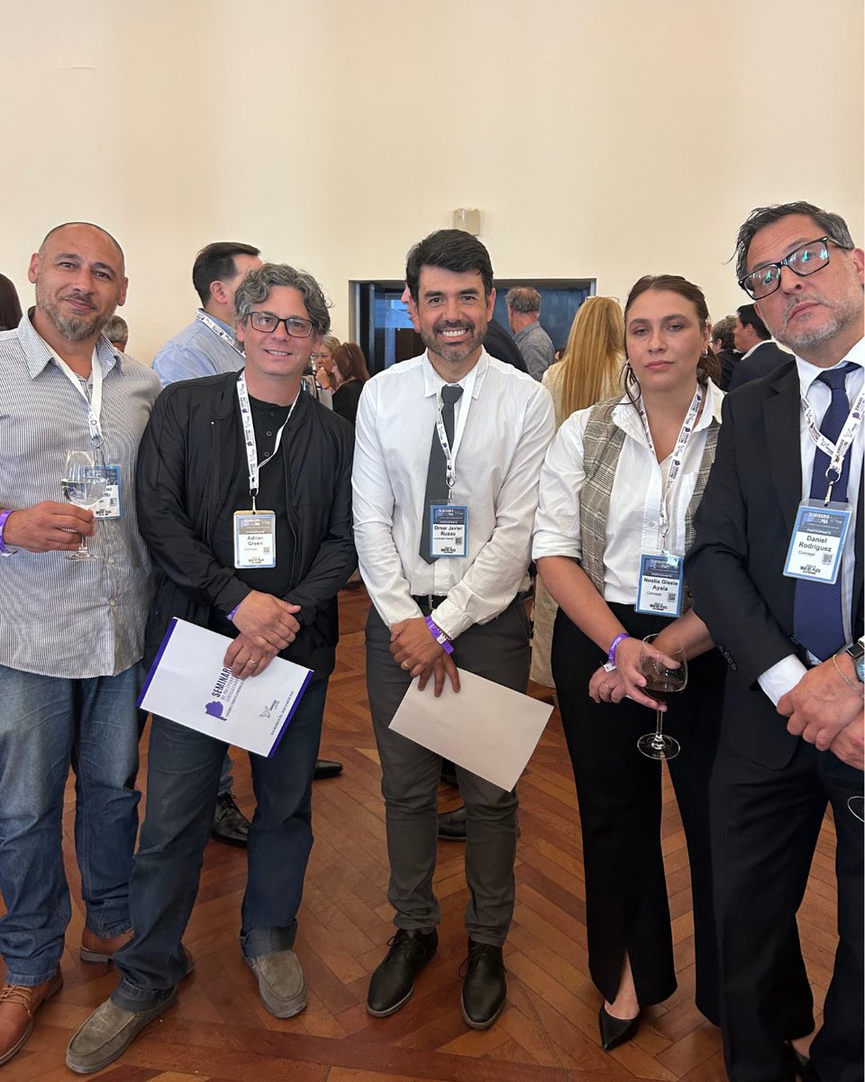 JavierRussoOk's tweet photo. Me acompañaron los concejales de Villa Gesell @okemipeluffo, @ayalanoelialla, @danielrodriguezrodriguez_ y @adrimgreen. https://t.co/suxiVdWYWU