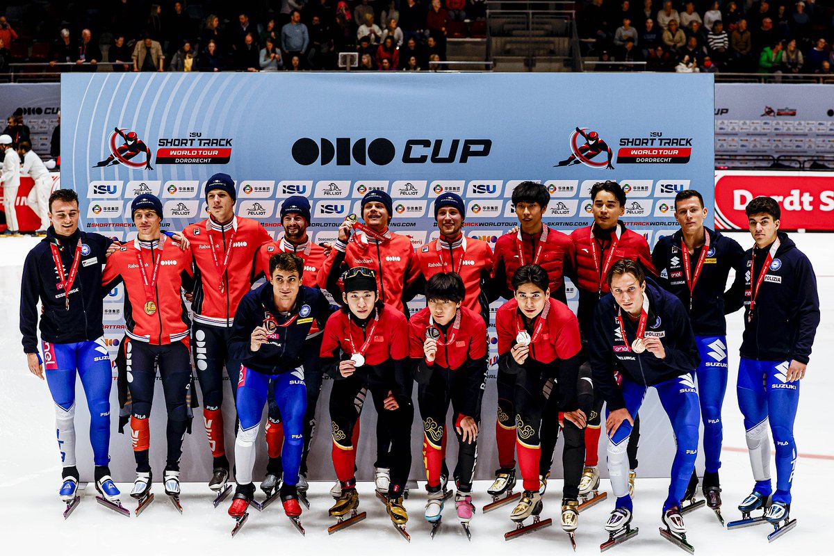CGTNSportsScene's tweet photo. ⛸️🥈#ISU Short Track World Cup finale in Netherlands: #LiuShaoang wins silver in Men’s 1000m, then helps #China grab 2nd in the 5000m relay.
💯🇨🇳China locks full quotas for all 9 events at #MilanoCortina2026, while #Dubois & #Boutin scoop Crystal Globes for topping the season. https://t.co/zKIrwgQYkS