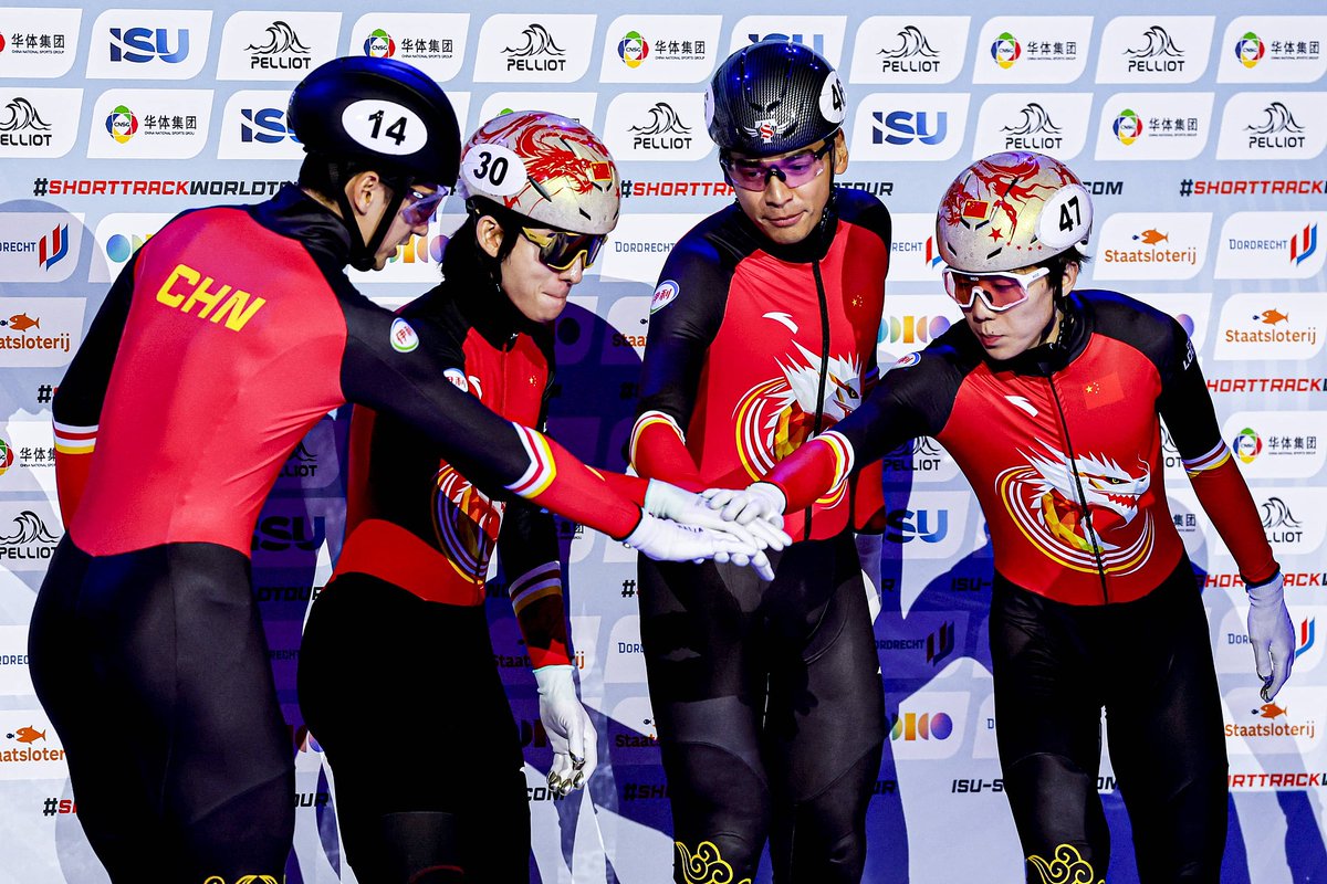 CGTNSportsScene's tweet photo. ⛸️🥈#ISU Short Track World Cup finale in Netherlands: #LiuShaoang wins silver in Men’s 1000m, then helps #China grab 2nd in the 5000m relay.
💯🇨🇳China locks full quotas for all 9 events at #MilanoCortina2026, while #Dubois & #Boutin scoop Crystal Globes for topping the season. https://t.co/zKIrwgQYkS
