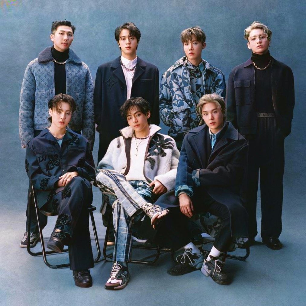 TheePopCore's tweet image. BTS has been ranked as the #2 Top K-pop Group of 2025 by Forbes Korea, despite having no comeback since 2022 (#4 overall).