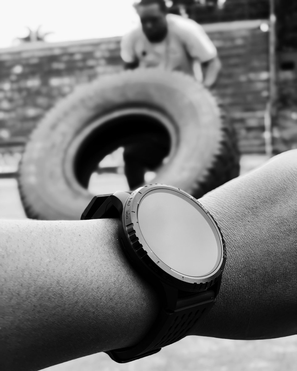 blacklyfug's tweet image. The only countdown that matters. Max effort. Precise measurement.
 #DataDrivenFitness #IYKYK #AthleteMindset