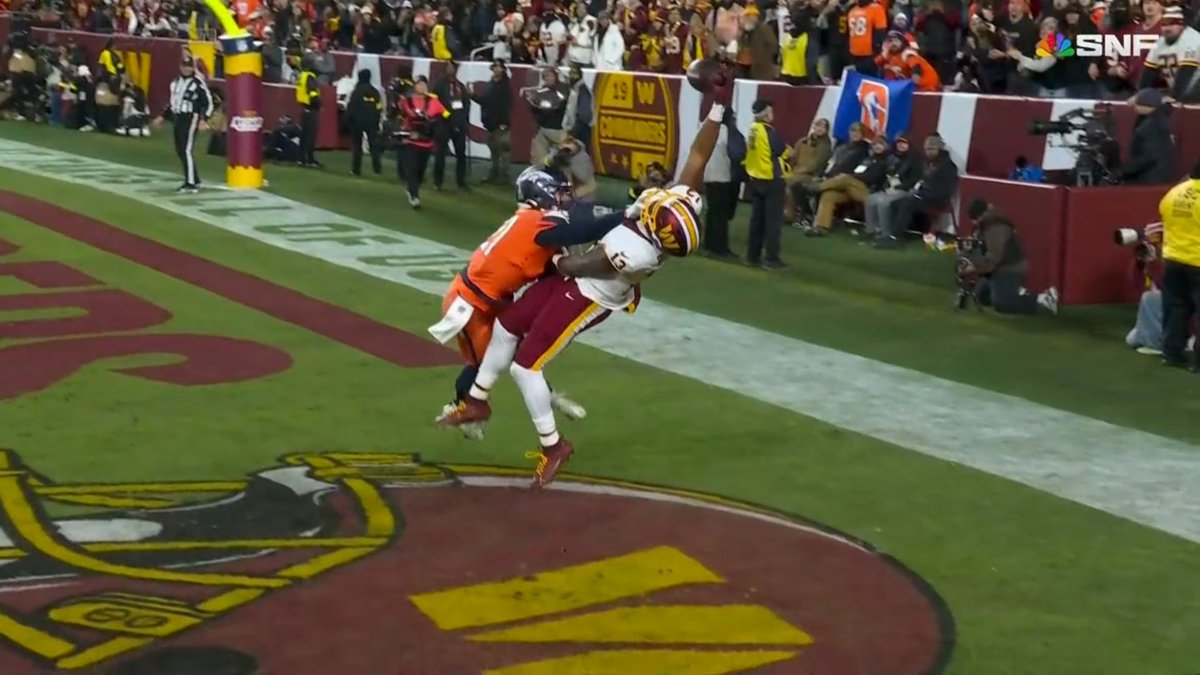 wrestlin_wasabi's tweet image. Time is a flat circle #SNF #NFL #DENvsWAS