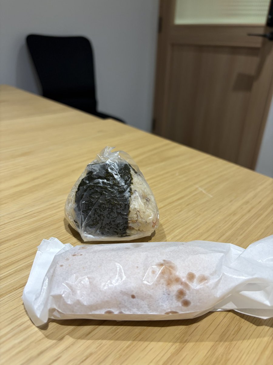 今日のランチ🍙
本日モデルさん2名面接させて頂きます！
みんな何で知って連絡くれるんだろう
