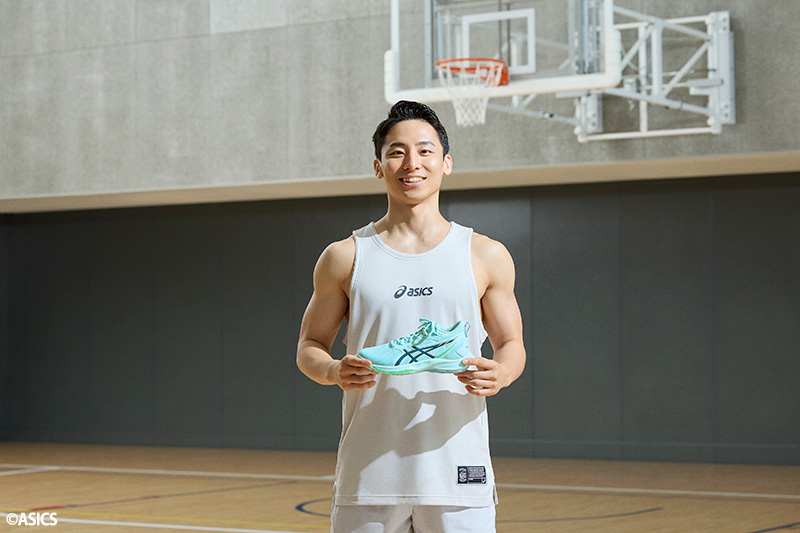 bbking_jp's tweet image. 👟ニューモデル発表👟
河村勇輝とアシックスが共同開発した「SWIFTACE YUKI」発売…12月19日から直営店・オンライン限定で展開
basketballking.jp/news/world/202…
「SWIFTACE YUKI」は、河村とともにテストを行い、コート上でスピードを求める選手のために開発されたモデルとアシックスは発表しています⚡️