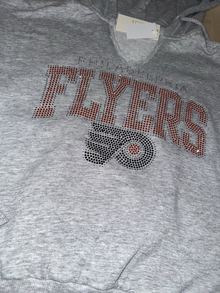 4theloveofteez's tweet image. For the first time in many years I'm excited to be a Flyers fan. I think Rick the Rocket will do amazing thingz! That being said.. we have done some #flyers bling for the first time in a really long time!! #bling #hockey #localbusiness #ShopSmall