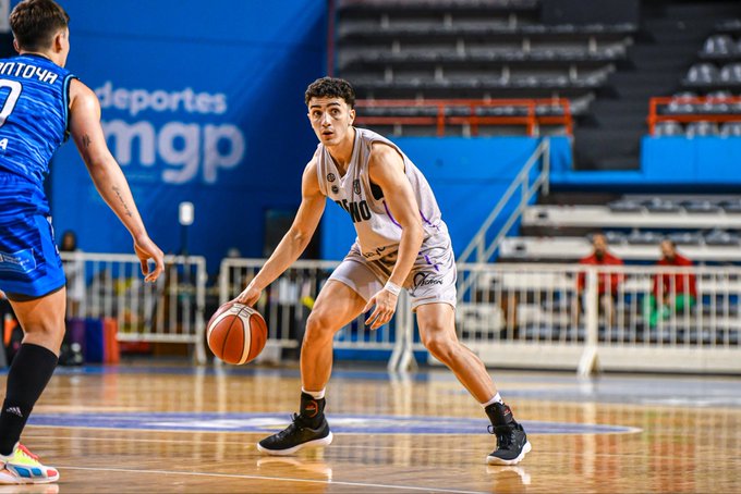 lmdeportiva.com.ar/pico-volvio-a-…
<a href="/basquet_pfc/">Pico Football Club</a> volvió a ganar por <a href="/LigaARGbasquet/">La Liga Argentina</a> ante Unión en Mar del Plata.