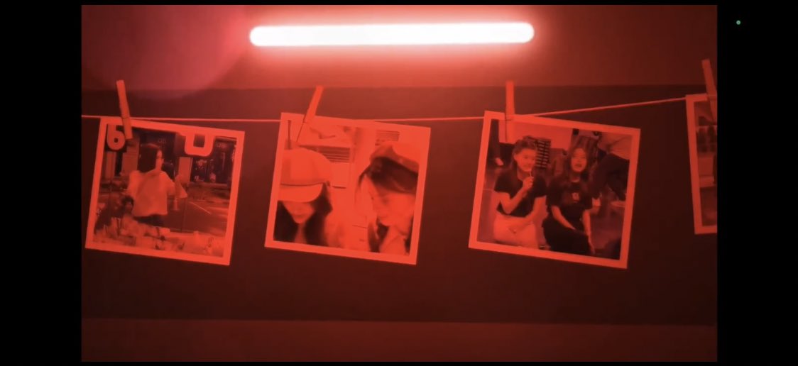 ghost1752's tweet image. I hope people will see this and understand that freen isn&apos;t just a co-worker, an on screen partner, she is part of Becky&apos;s family, safe zone and someone who makes her smile, so the next time a tss brings a different narrative and you still believe, just tell yourself u are a fool