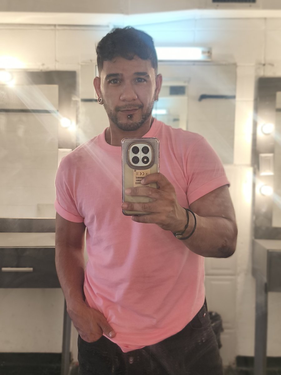 aristidestea20's tweet photo. 🥰🥰 https://t.co/VymhRBT0KD