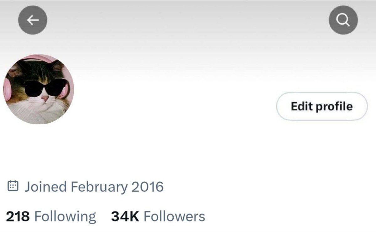 selling twt x ig tiktok tweet media