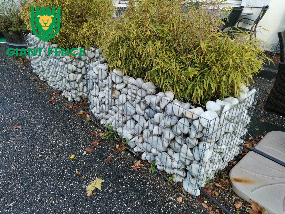 LisaWan02534890's tweet image. Create a stunning, durable landscape with GIANT FENCE welded gabions — perfect for garden. #metal #mesh #manufacturing #giantfence #manufacture #safety #giantfence #chinafence #fence #palisadefence