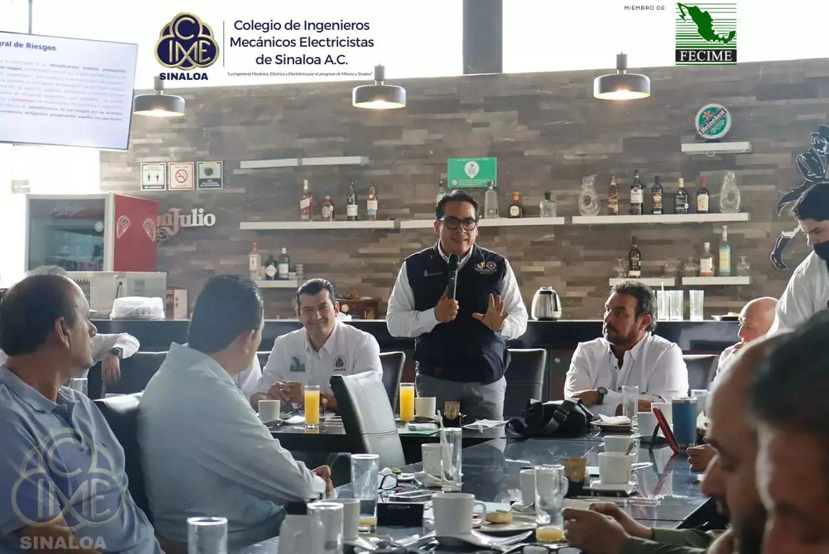 CIMESAC's tweet photo. ASAMBLEA GENERAL ORDINARIA #CIMESAC 22-Nov-2025 Culiacán, Sinaloa

Presencia director de Protección Civil Sinaloa Dr. Aurelio Roy Navarrete Cuevas “Importancia de la Protección Civil en el quehacer de nuestra actividad profesional”

XII Comité Directivo https://t.co/b626GJkzGL