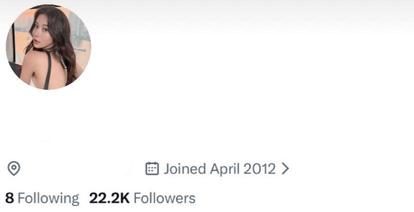 selling twt x ig tiktok tweet media