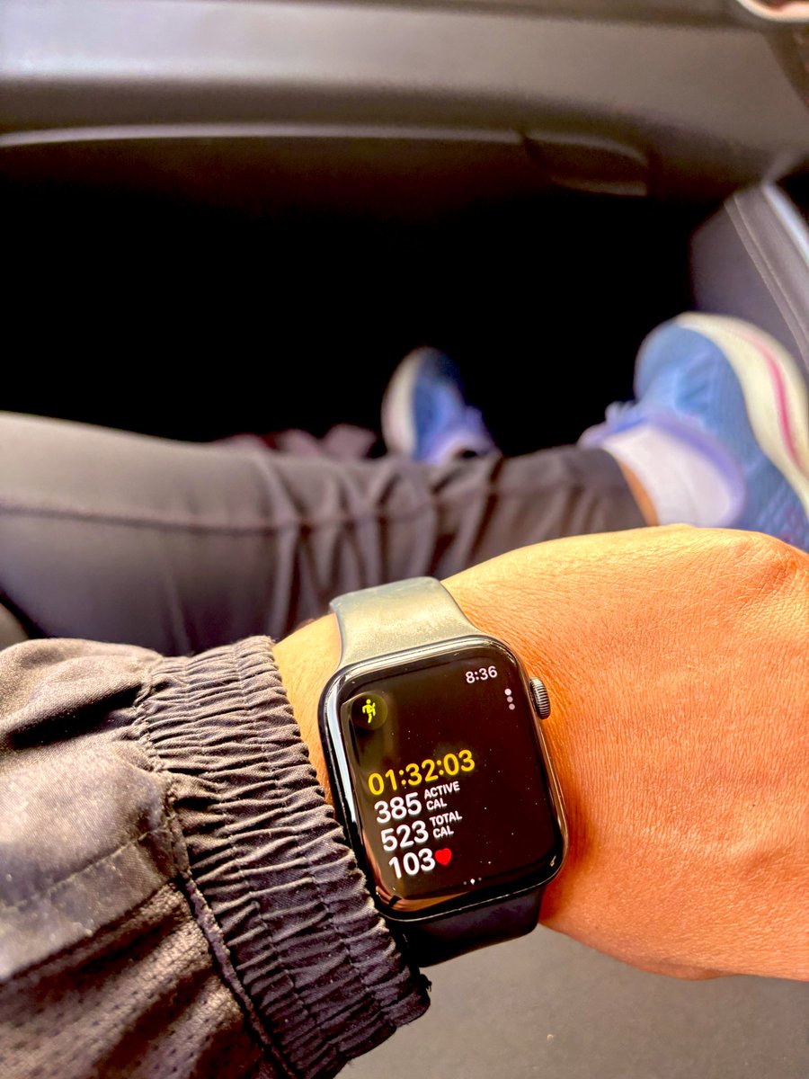 AnshitaVishwan4's tweet image. Pulled off today’s workout and finally broke yesterday’s slump 💪

Still recovering from cold/fever so kept it slow with light moves &amp;amp; a brisk walk.
Feeling positive and grateful for everyone who checked in getting stronger every day.