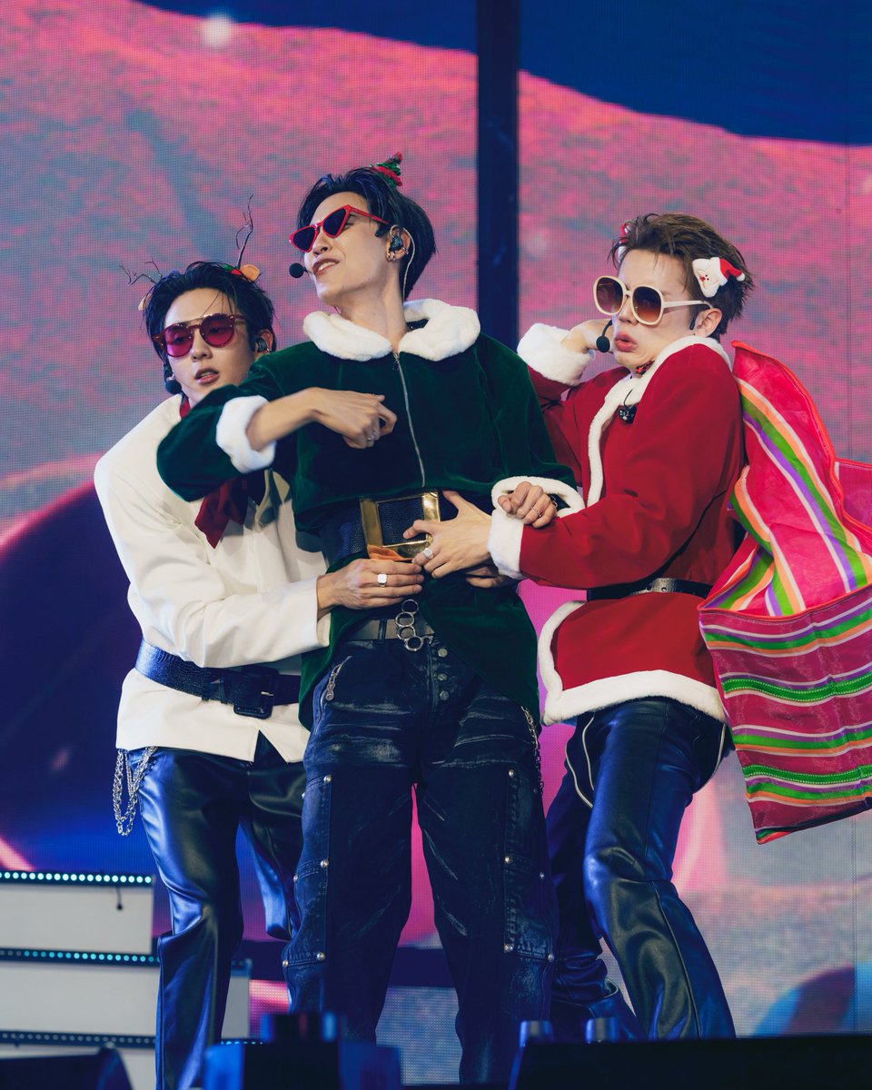 jimmyyjp_'s tweet image. ไว้มาเท่ด้วยกันใหม่นะพวกมึง @jnnrrs @kasibook #JimmySeaFanconD1