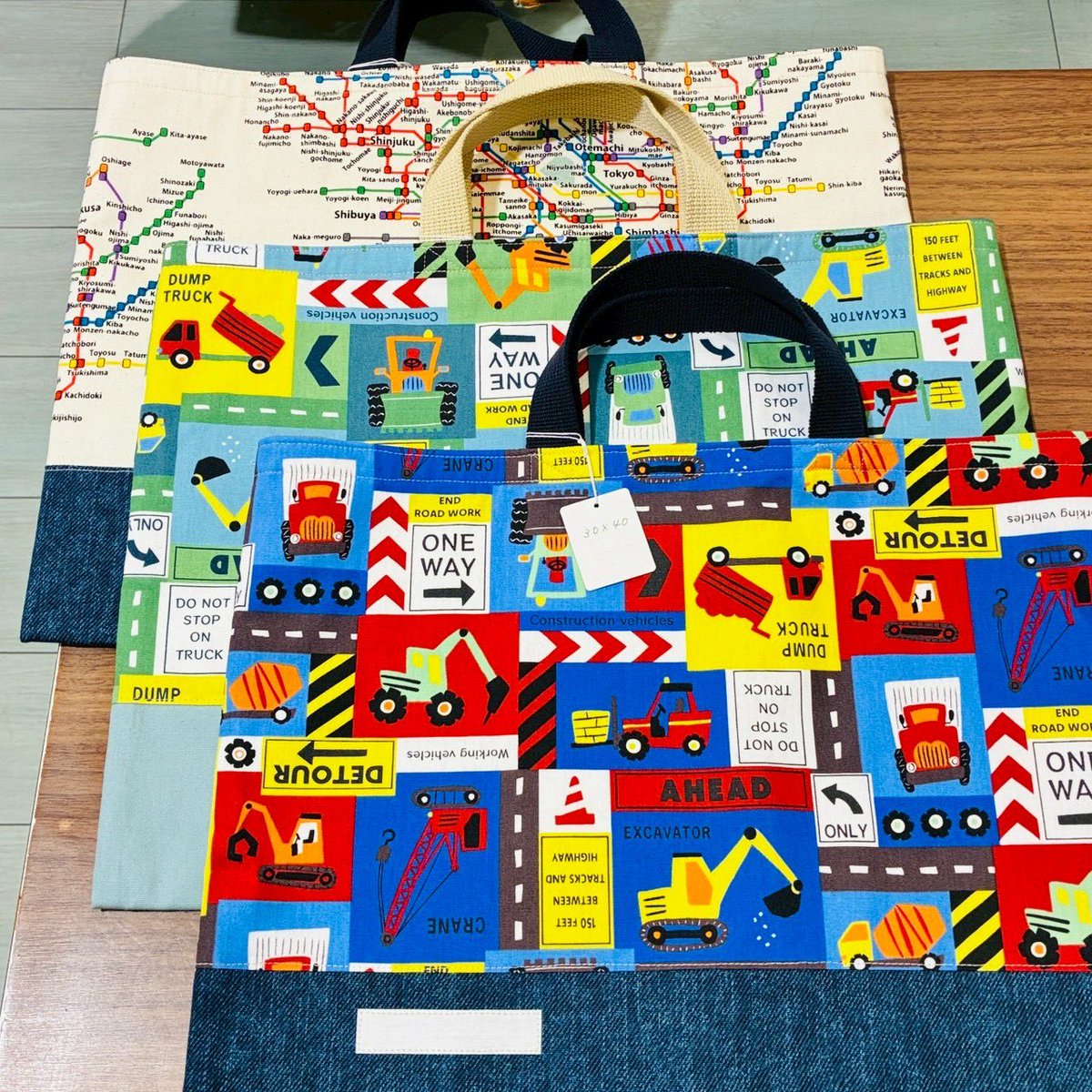 入園入学準備お手伝い中です！ anchorさんの絵本バッグ（30×40