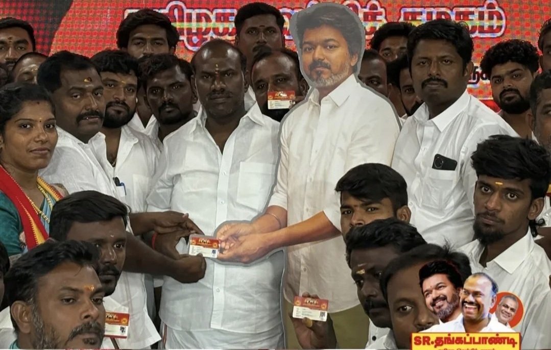 haki21k's tweet image. அதெல்லாம் வெறும் அட்டை. 
                     - @Udhaystalin (09.11.2025)