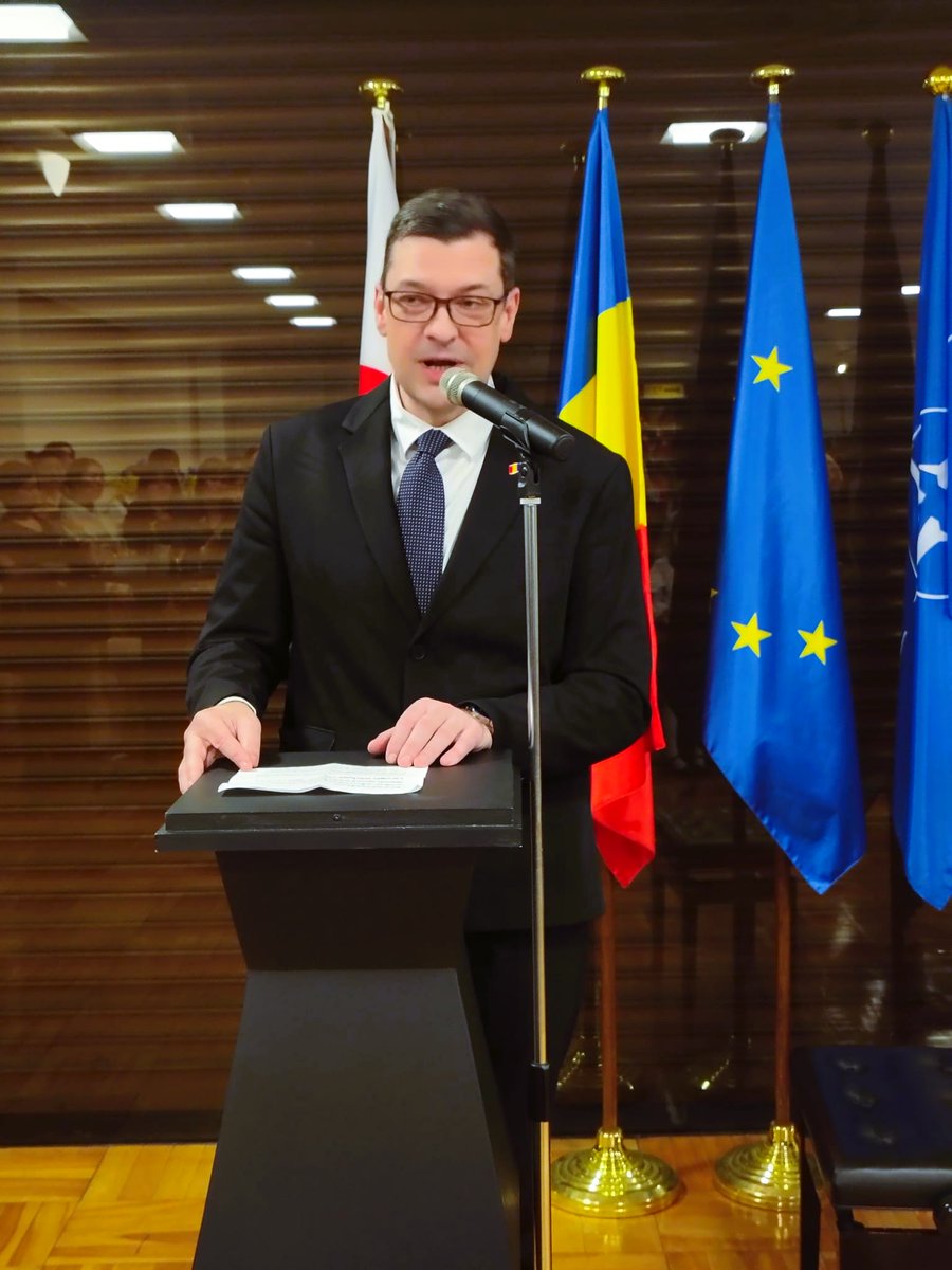 AmbRaetchi's tweet image. 東京で、日本のパートナー、欧州大西洋の同盟国、そして在日ルーマニアコミュニティとともに、ルーマニアナショナルデーを祝いました。12月1日に思いを馳せながら、皆さまと一緒に「ルーマニア、おめでとう！」と唱和できたことに感謝します。